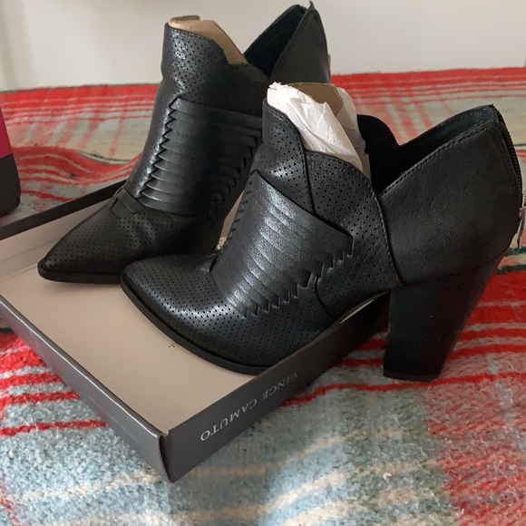 Vince Camuto Leather Boots - Picture 2 of 5